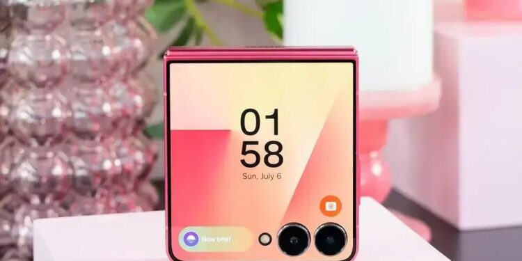 ACIDENTE! Apple Publica Anúncio do Galaxy Z Flip7 e Gera Polêmica 1 ACIDENTE! Apple Publica Anúncio do Galaxy Z Flip7 e Gera Polêmica