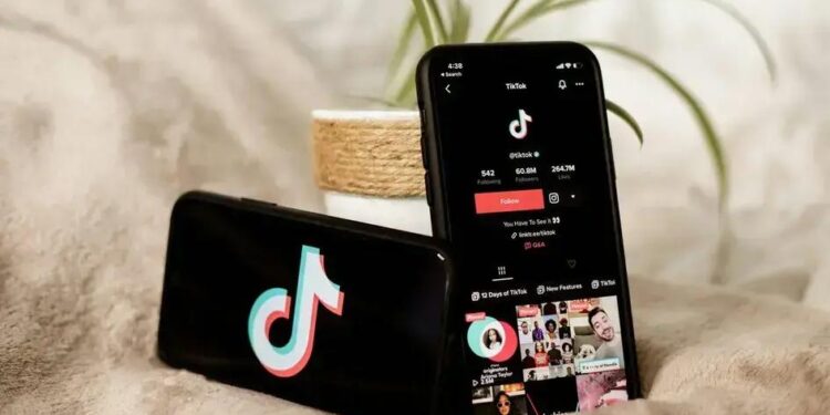 AUMENTE o CONTRASTE no TikTok AGORA e Melhore Seu Uso!