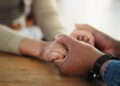Descubra 8 aplicativos para encontrar um amor cristão