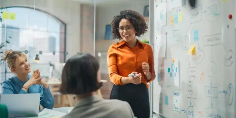 Dicas para Criar um Brainstorming Eficaz Usando Inteligência Artificial