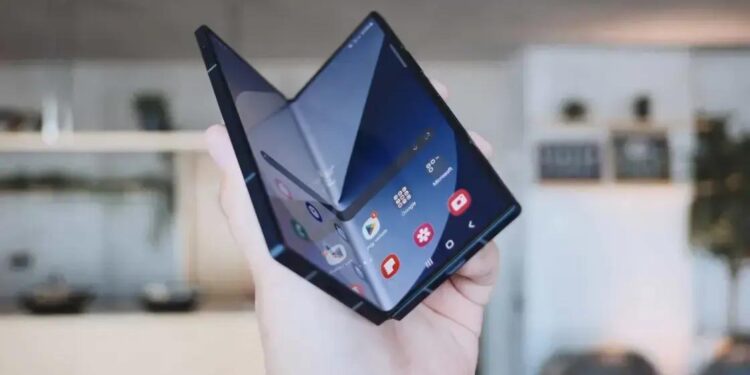 VALE A PENA comprar o Samsung Z Fold 6 em 2025? 1 VALE A PENA comprar o Samsung Z Fold 6 em 2025?