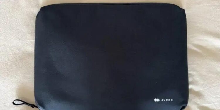 A SLEEVE HyperShield que está TRANSFORMANDO a forma de levar seu MacBook!