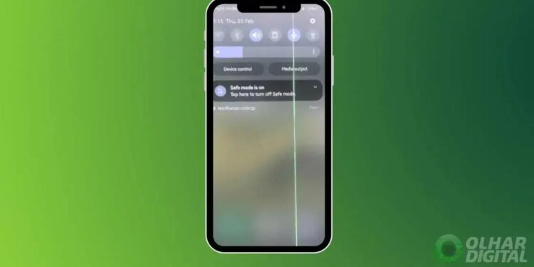 NÃO DEIXE seu celular com linha verde – 6 dicas rápidas para consertar! 1 NÃO DEIXE seu celular com linha verde – 6 dicas rápidas para consertar!