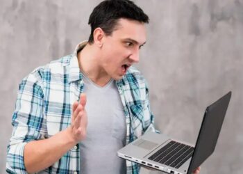 5 PERIGOS de desligar seu PC ‘na marra’ que você não conhece!
