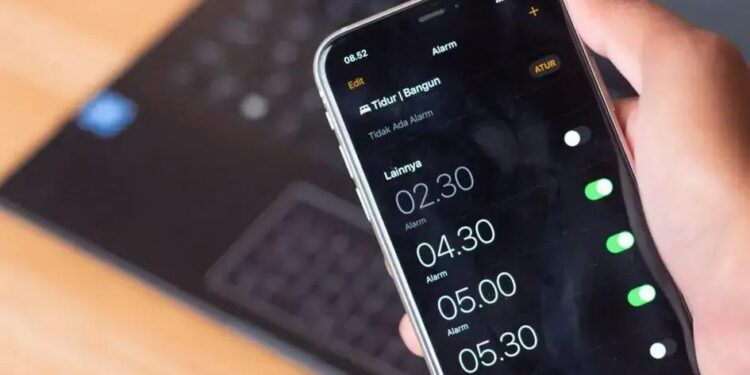 FAÇA ISSO NO SEU iPHONE: Desative o Próximo Alarme RÁPIDO!