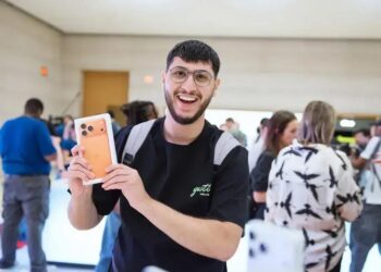 POR QUE TODO MUNDO QUER TROCAR DE iPHONE A CADA ANO?