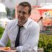 Apple TV compra os direitos de "Sponsor" com Jason Segel; veja detalhes!