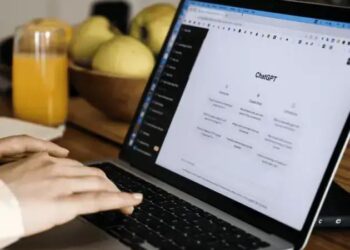 FAÇA ISSO e aprenda a revisar seu texto de forma eficiente com o ChatGPT!